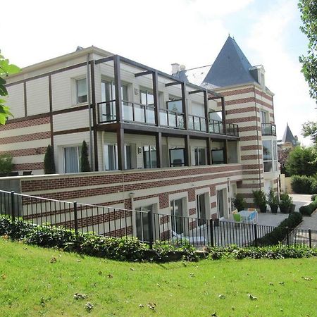 Superbe Deux Pieces Vue Mer Avec Jardin Trouville-sur-Mer Exterior photo