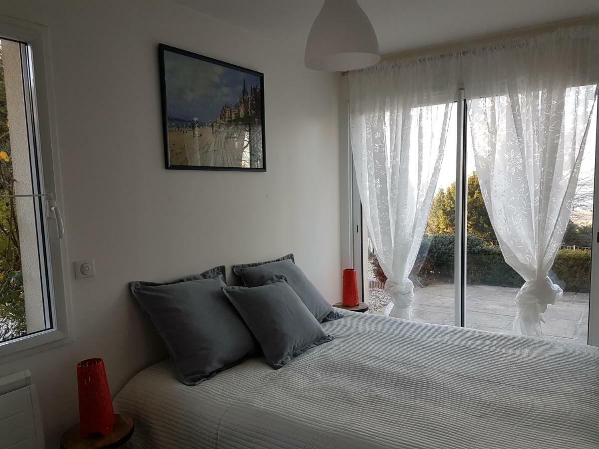 Superbe Deux Pieces Vue Mer Avec Jardin Trouville-sur-Mer Exterior photo